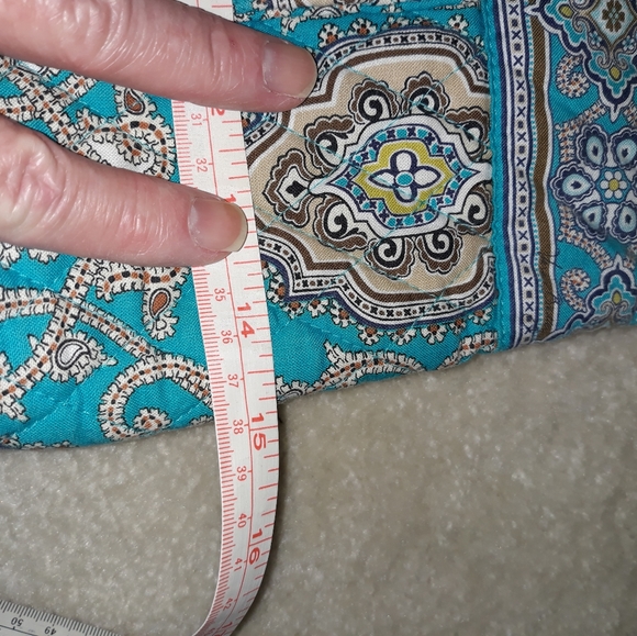 Vera Bradley cotton carryall. - Picture 10 of 13